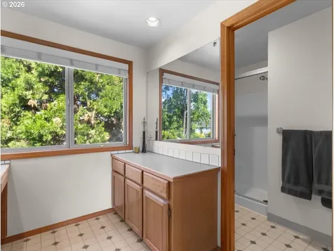 684 NE Goldie Drive Hillsboro OR 97124