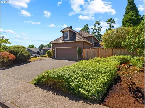 684 NE Goldie Drive Hillsboro OR 97124
