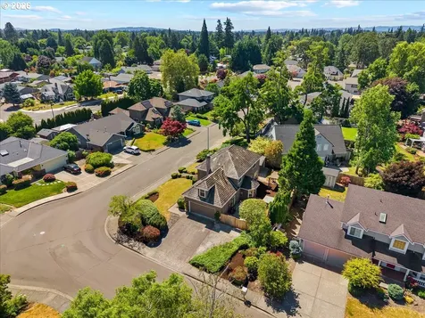 684 NE Goldie Drive Hillsboro OR 97124