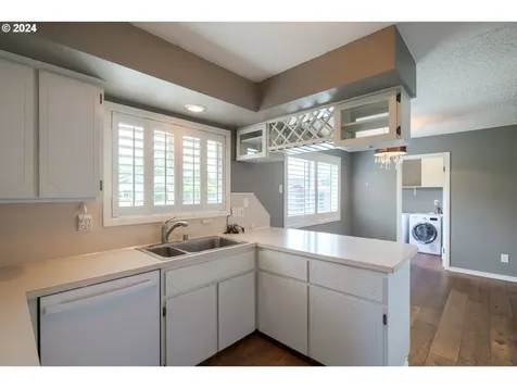 10317 Nw 21st Avenue Vancouver WA 98685