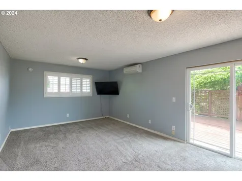 10317 Nw 21st Avenue Vancouver WA 98685