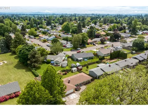 10317 Nw 21st Avenue Vancouver WA 98685