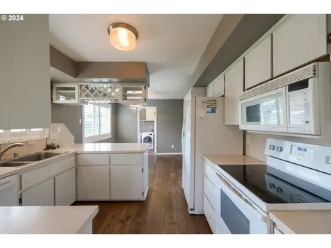 10317 Nw 21st Avenue Vancouver WA 98685