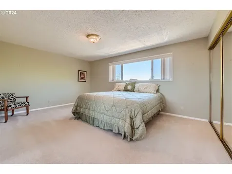 14741 Ne Stanton Court Portland OR 97230