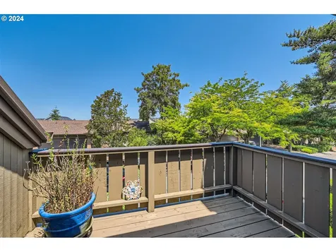 14741 Ne Stanton Court Portland OR 97230