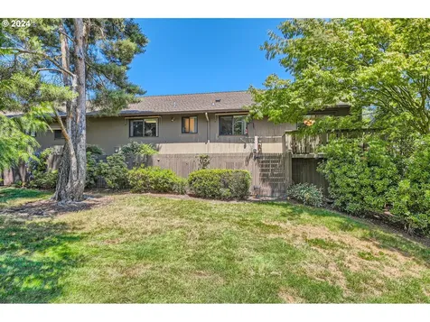 14741 Ne Stanton Court Portland OR 97230
