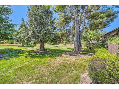 14741 Ne Stanton Court Portland OR 97230