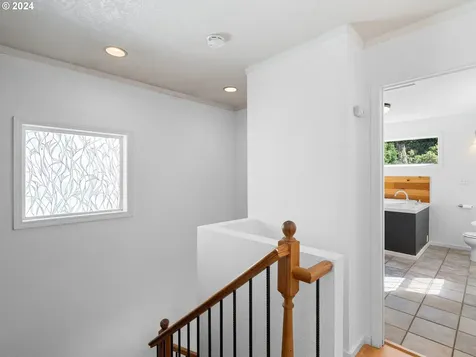 5844 SW Boundary Street Portland OR 97221