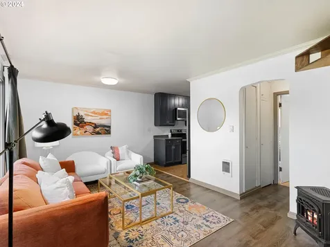 5844 SW Boundary Street Portland OR 97221