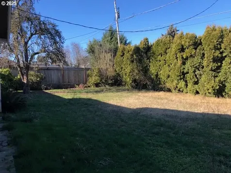 637 Clairmont Drive Eugene OR 97404