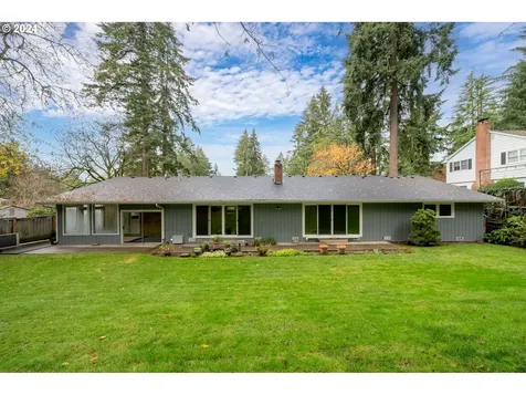 2820 Dellwood Drive Lake Oswego OR 97034