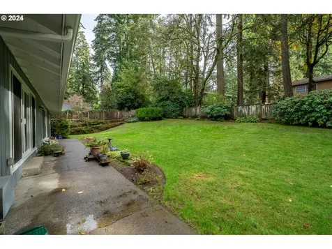 2820 Dellwood Drive Lake Oswego OR 97034