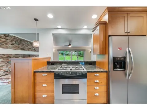 2820 Dellwood Drive Lake Oswego OR 97034