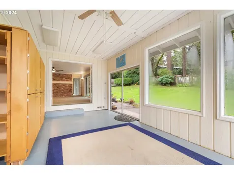 2820 Dellwood Drive Lake Oswego OR 97034