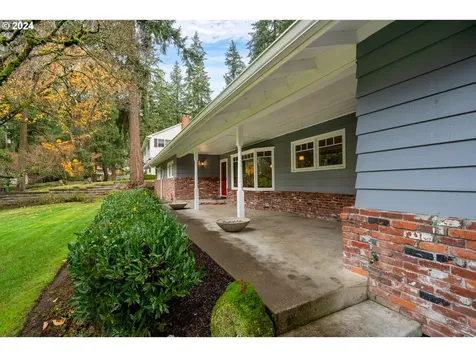 2820 Dellwood Drive Lake Oswego OR 97034