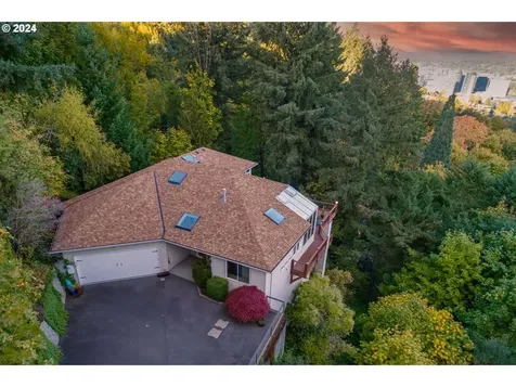 5543 Sw Edgemont Place Portland OR 97239