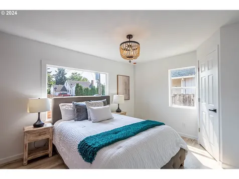 5257 Se Flavel Street Portland OR 97206