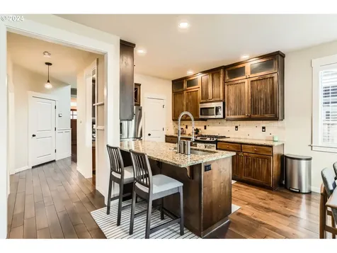 17715 SW Robert Lane Beaverton OR 97078