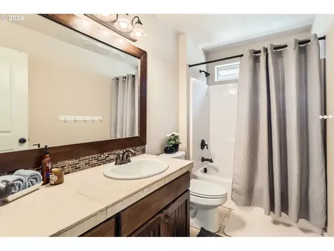 17715 SW Robert Lane Beaverton OR 97078