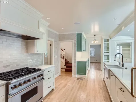 310 Chandler Place Lake Oswego OR 97034