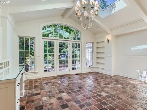 310 Chandler Place Lake Oswego OR 97034