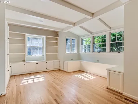 310 Chandler Place Lake Oswego OR 97034