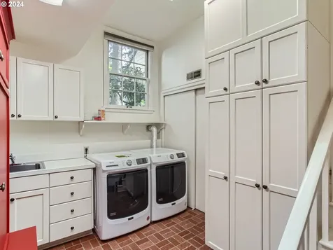 310 Chandler Place Lake Oswego OR 97034
