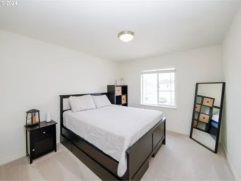 820 Kalmia Avenue Gervais OR 97026