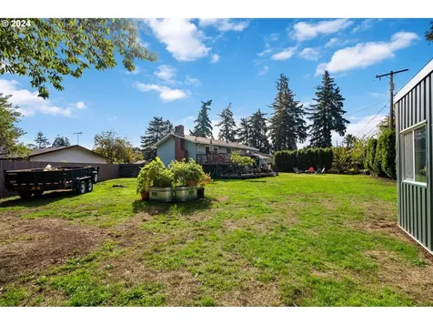 19107 NE Multnomah Court Portland OR 97230