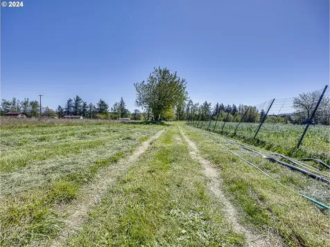29820 E Woodard Road Troutdale OR 97060