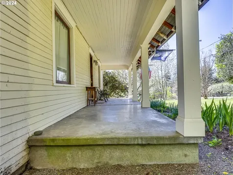 29820 E Woodard Road Troutdale OR 97060