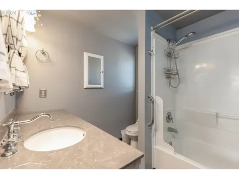 13321 Ne 89th Street Vancouver WA 98682
