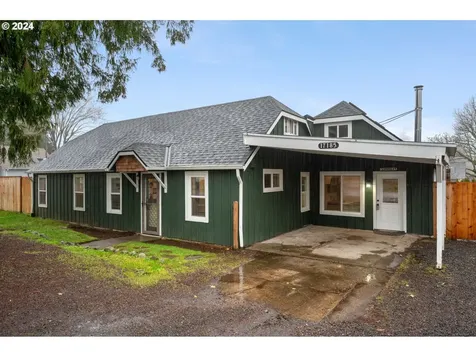 17185 Scales Avenue Sandy OR 97055