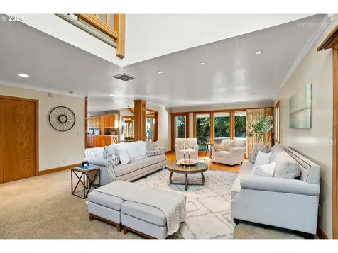 12350 SW Corylus Court Portland OR 97224