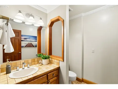 12350 SW Corylus Court Portland OR 97224