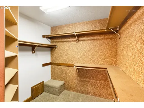 12350 SW Corylus Court Portland OR 97224