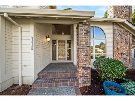 12350 SW Corylus Court Portland OR 97224