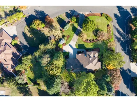 12350 SW Corylus Court Portland OR 97224