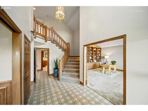 12350 SW Corylus Court Portland OR 97224