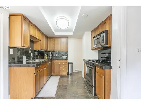 2648 SE Harrison Street Portland OR 97214