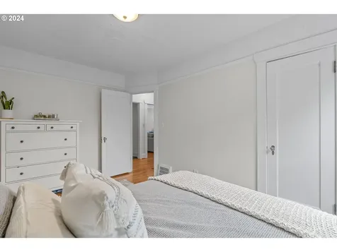 2648 SE Harrison Street Portland OR 97214