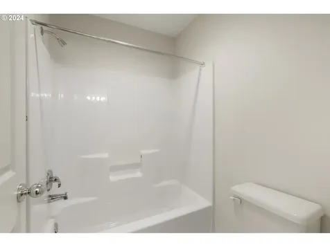 1201 NE 89th Avenue Vancouver WA 98664