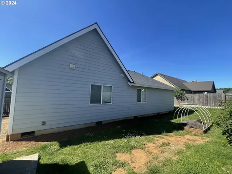 314 NW Pacific Hills Drive Willamina OR 97396