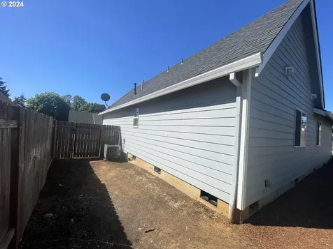 314 NW Pacific Hills Drive Willamina OR 97396