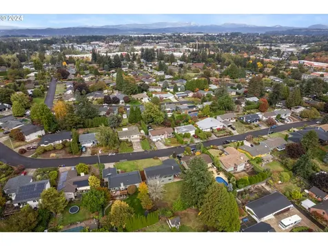 940 NW 3rd Street Gresham OR 97030