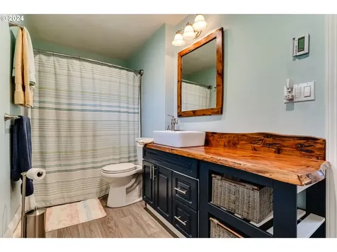 3175 Columbine Street Eugene OR 97404