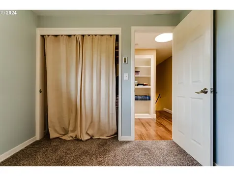 3175 Columbine Street Eugene OR 97404