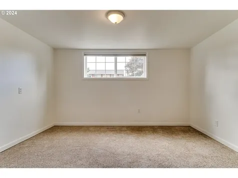 3175 Columbine Street Eugene OR 97404