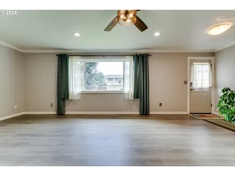 3175 Columbine Street Eugene OR 97404