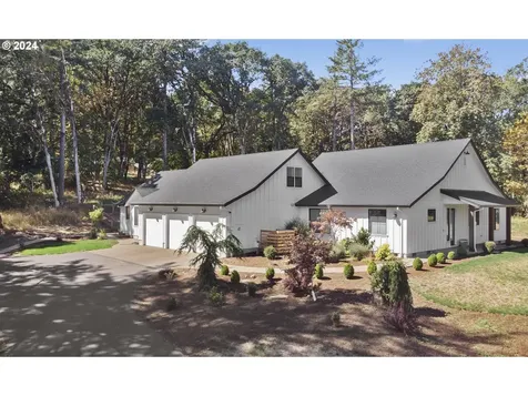 3287 SW Redmond Hill Road Mcminnville OR 97128